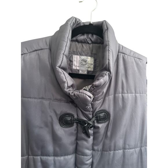 Inked & Faded Gray Puffer Vest XL Quilted Toggle Clasp Vest Winter #4149 - Picture 2 of 8